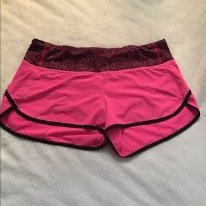 Lululemon Pink Speed Up Shorts Womens size: 6